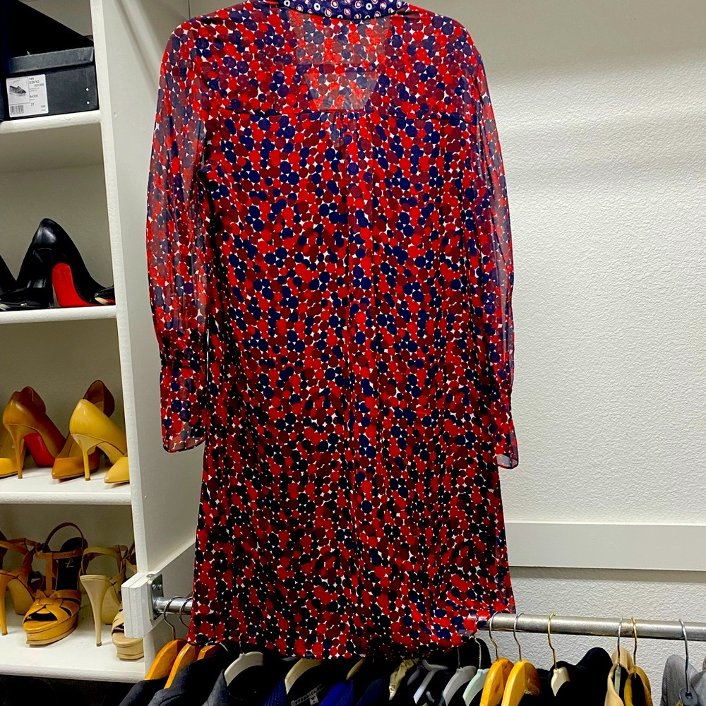 Beautiful flowy DVF dress